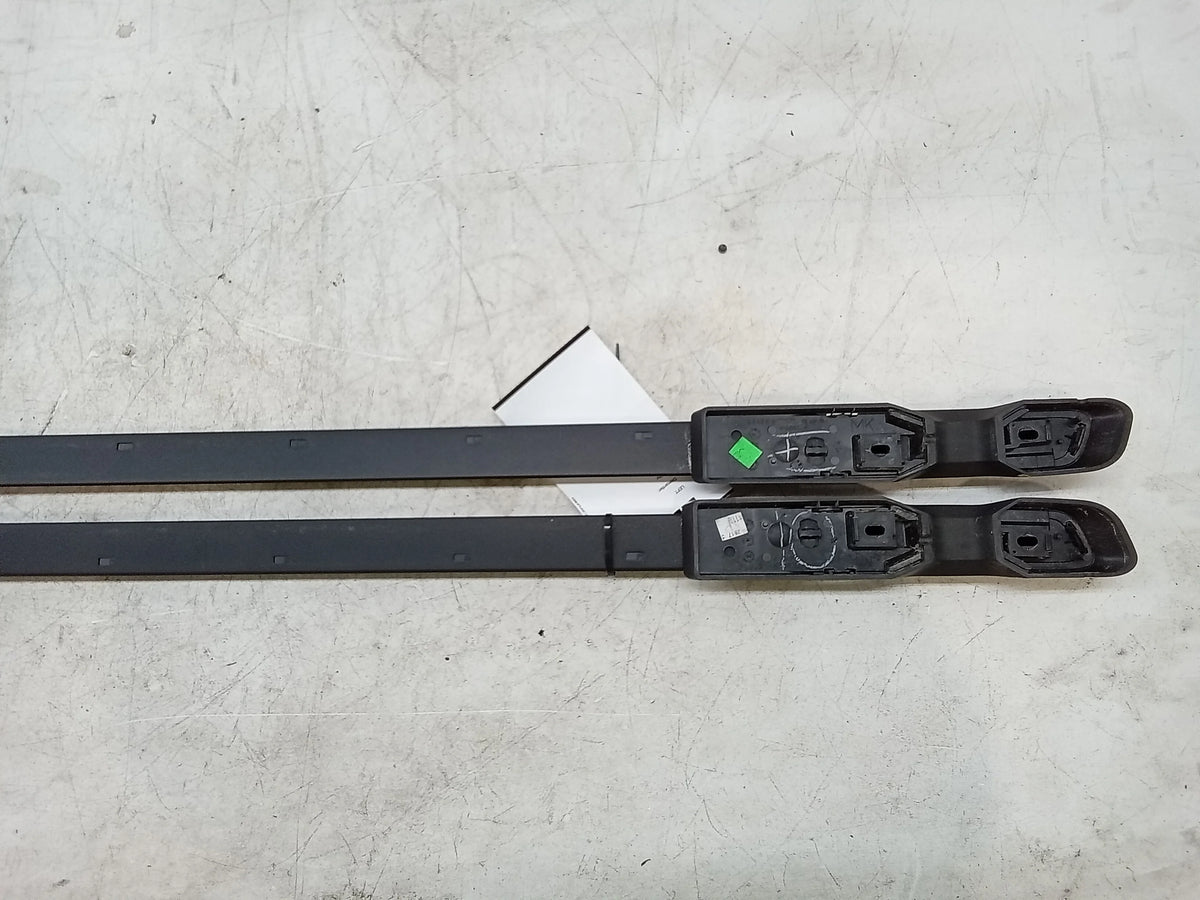 Left And Right Roof Rack Rails D362679