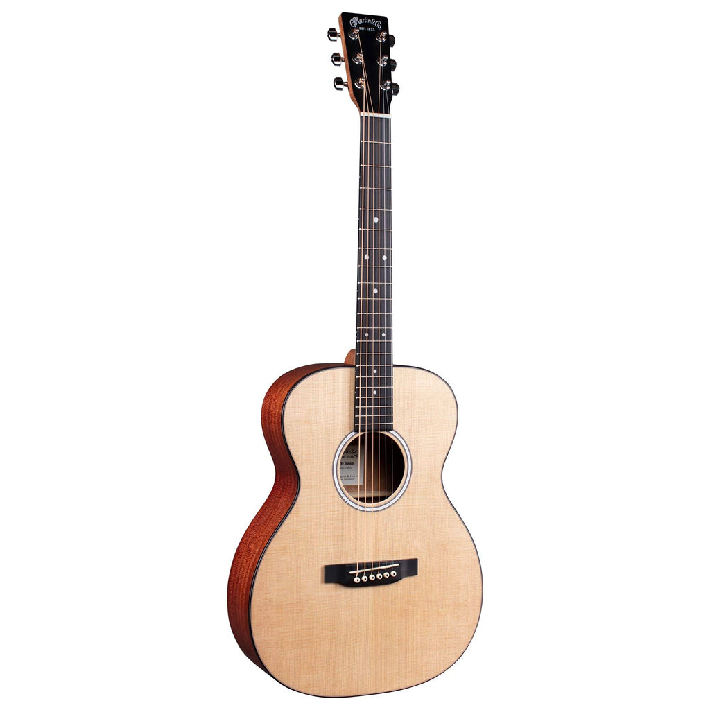 000Jr-10 Acoustic Guitar B887594