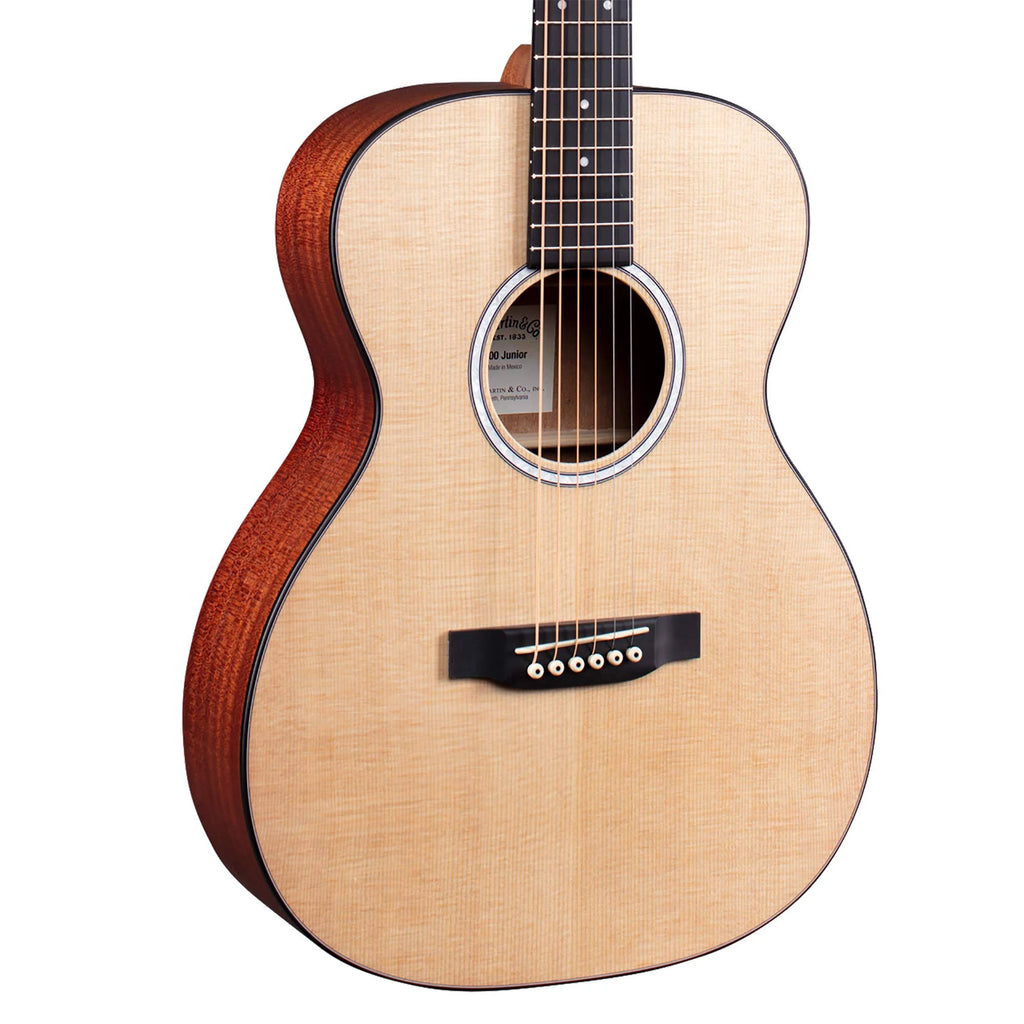 000Jr-10 Acoustic Guitar B887594