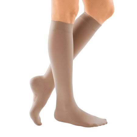 20-30 mmHg Calf High Closed-Toe Compression Stockings D423