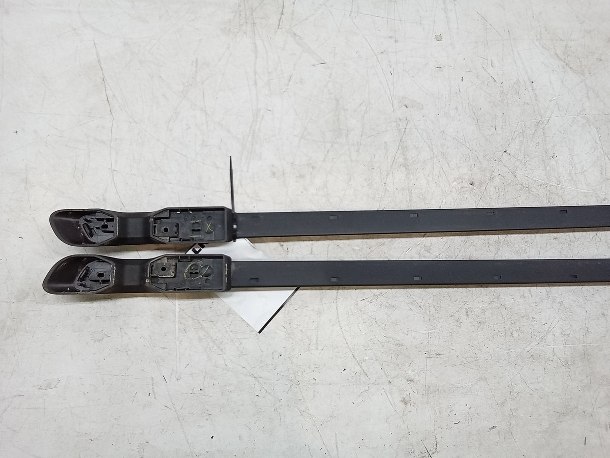 Left And Right Roof Rack Rails D362679