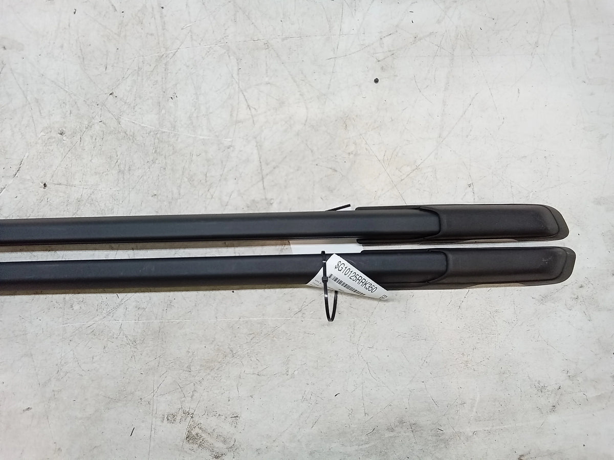 Left And Right Roof Rack Rails D362679