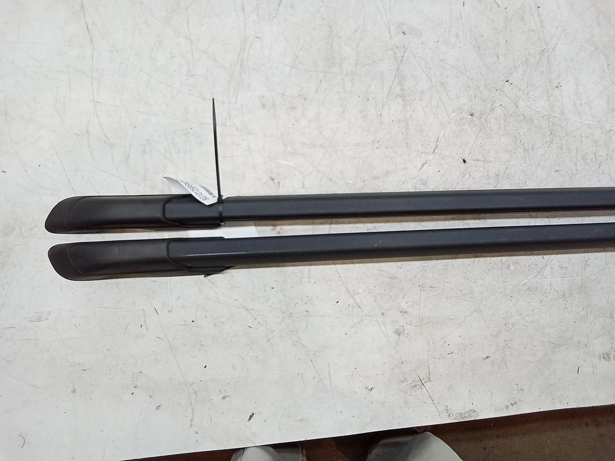 Left And Right Roof Rack Rails D362679