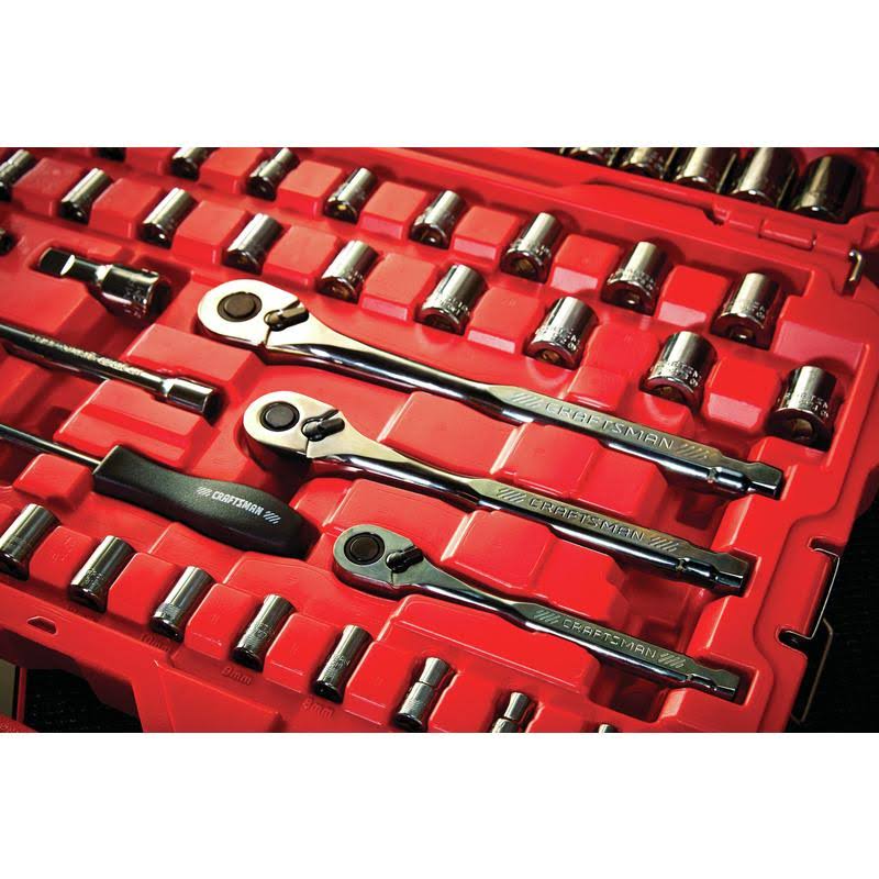 121 Piece SAE and Metric Chrome Mechanic Tool Set L35094