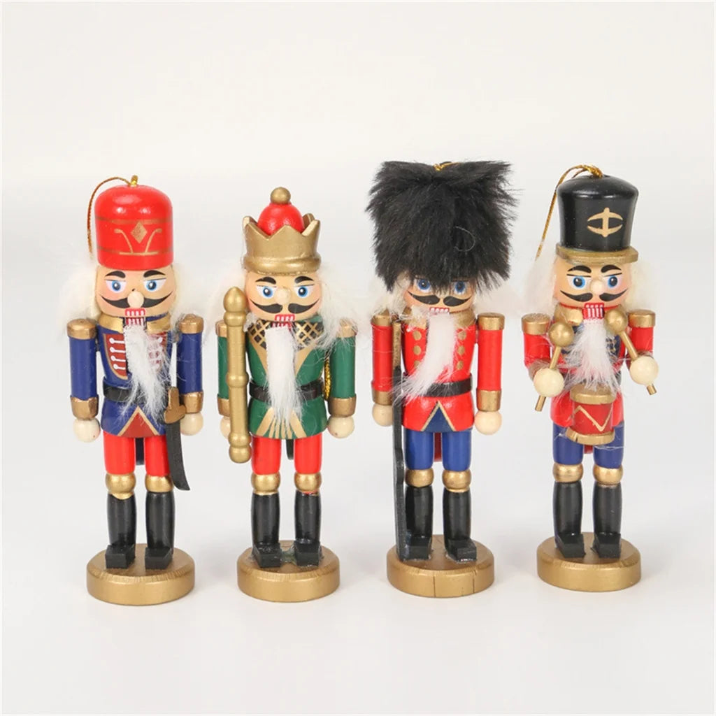 Set of 4 Wood Nutcrackers Soldier Dolls U8628