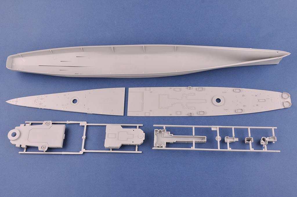 1/350 Scale USS Hawaii CB-3 Model Kit B7295