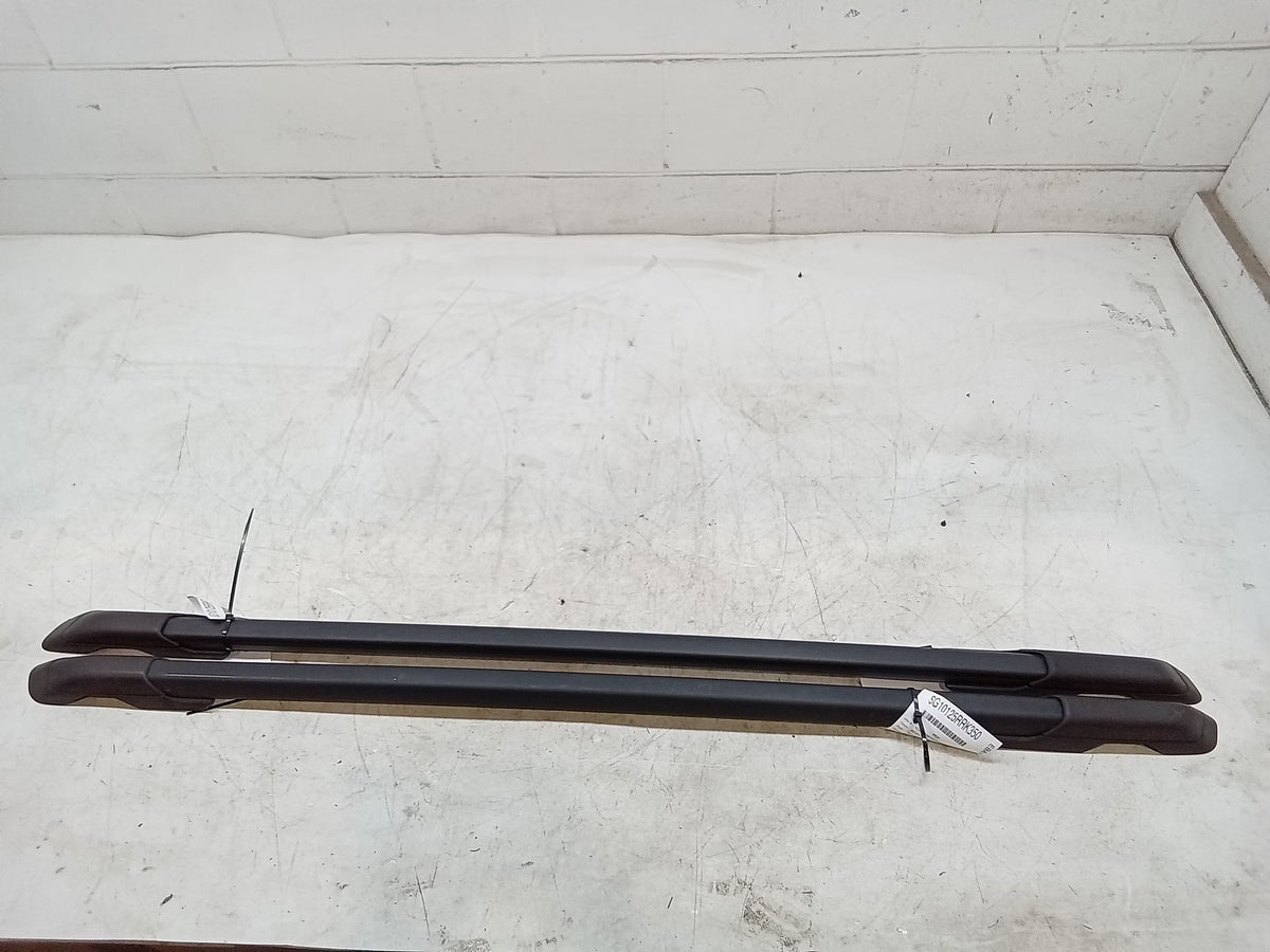 Left And Right Roof Rack Rails D362679